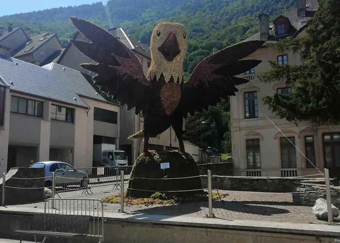 アパート Luchon Evasion *