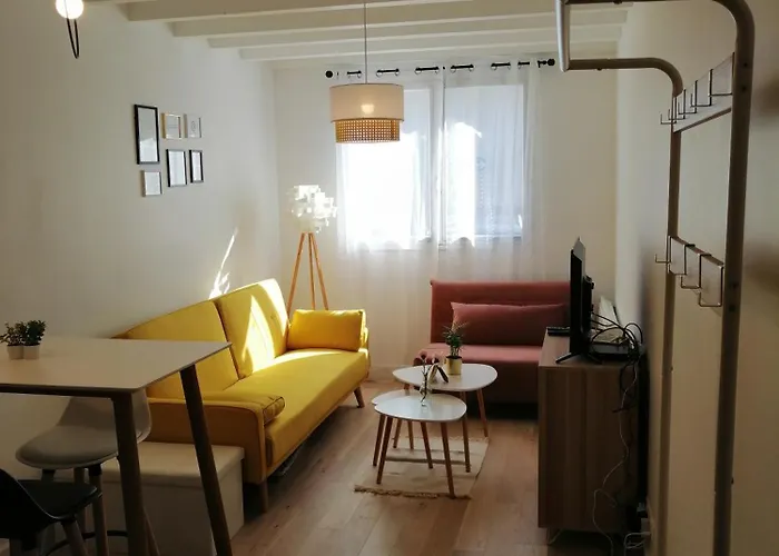 アパート Luchon Evasion